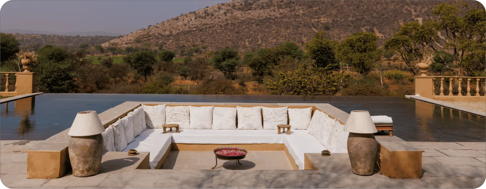 Khet Niwas poolside (1)