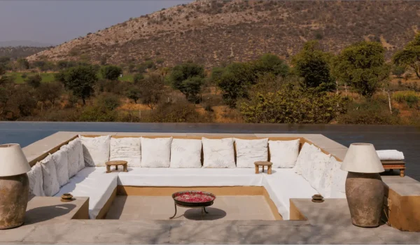 Khet Niwas poolside (1)